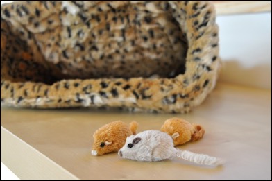 The Cat Cabin - Catnip Mice and Leopard Bed